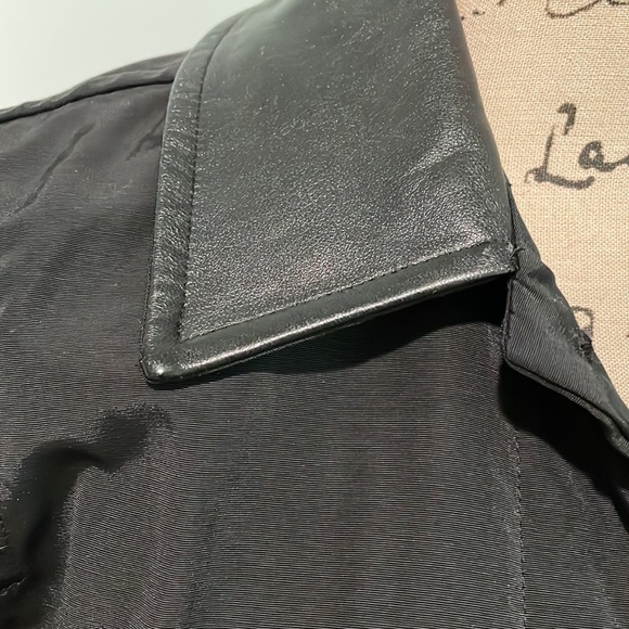 Club Monaco rain jacket size small - Picture 4 of 8